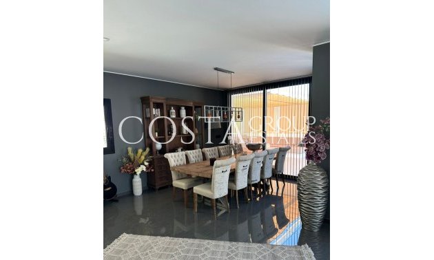 Resale - Villa -
San Fulgencio - La Marina