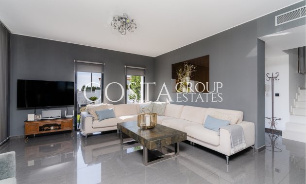 Resale - Villa -
San Fulgencio - La Marina