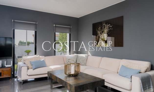Resale - Villa -
San Fulgencio - La Marina