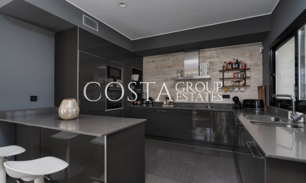 Resale - Villa -
San Fulgencio - La Marina