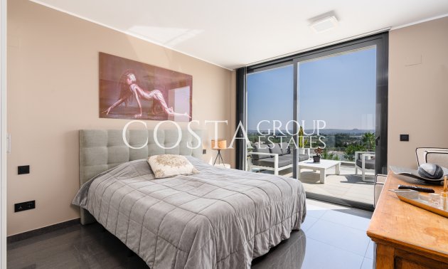 Resale - Villa -
San Fulgencio - La Marina