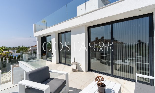 Resale - Villa -
San Fulgencio - La Marina