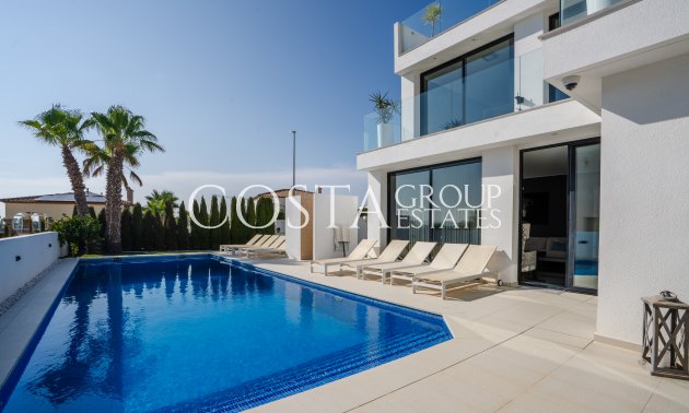Resale - Villa -
San Fulgencio - La Marina