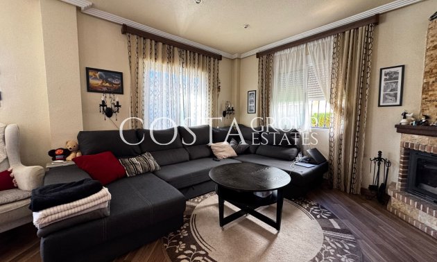 Resale - Villa -
Orihuela Costa - Los Altos