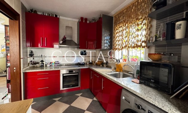 Resale - Villa -
Orihuela Costa - Los Altos