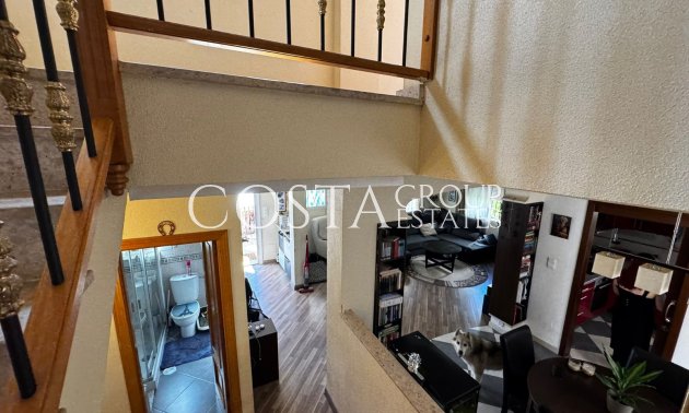 Resale - Villa -
Orihuela Costa - Los Altos
