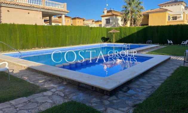 Resale - Villa -
Orihuela Costa - Los Altos