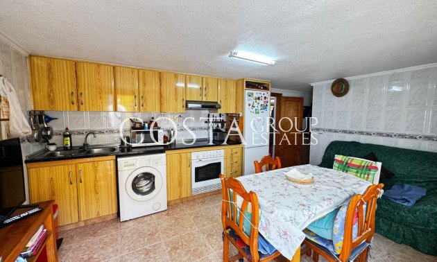 Revente - Villa -
Torrevieja - Punta Prima