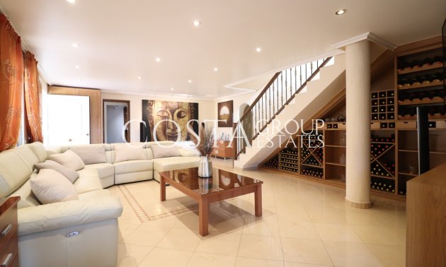 Herverkoop - Villa -
La Marina - La Escuera