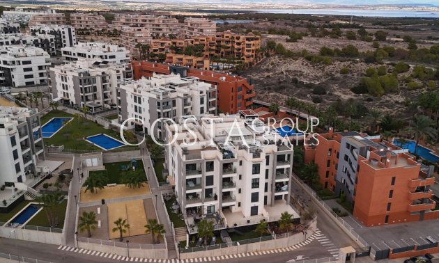 Resale - Apartment -
Orihuela Costa - Villamartín