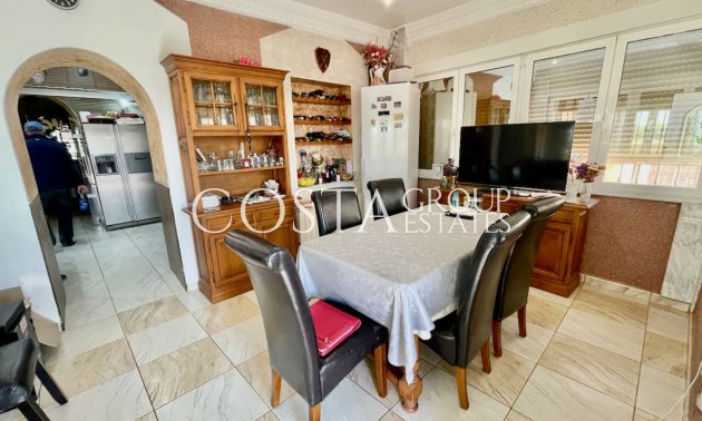 Herverkoop - Villa -
Guardamar del Segura