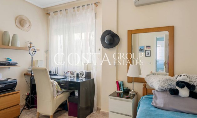 Resale - Villa -
Benijofar