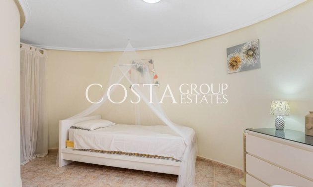 Resale - Villa -
Benijofar