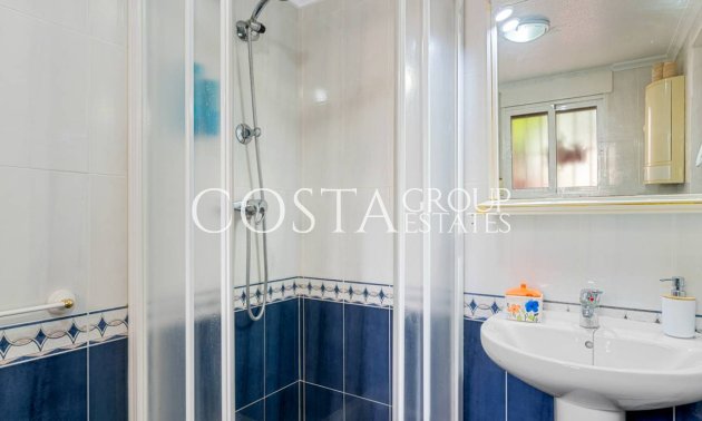 Resale - Villa -
Benijofar