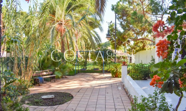 Resale - Villa -
Orihuela Costa - Punta Prima