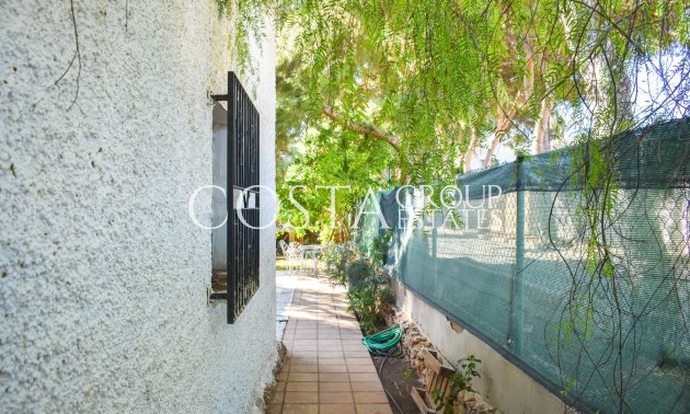 Resale - Villa -
Orihuela Costa - Punta Prima