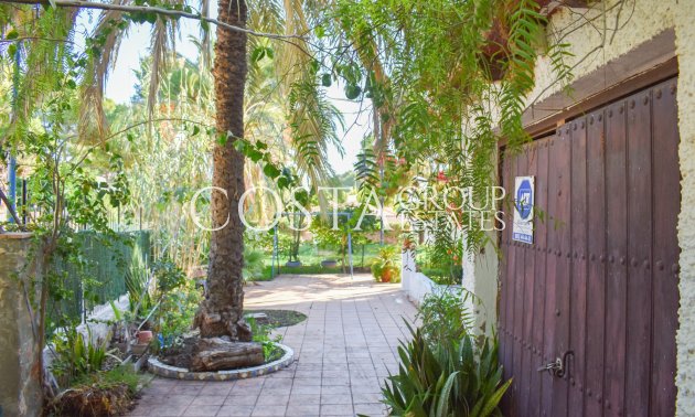 Resale - Villa -
Orihuela Costa - Punta Prima