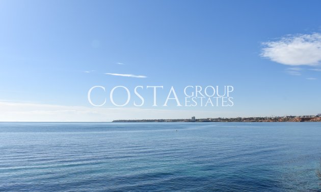 Resale - Villa -
Orihuela Costa - Punta Prima