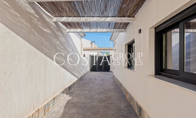 Herverkoop - Villa -
Torrevieja - El Chaparral