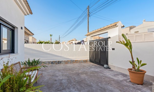 Herverkoop - Villa -
Torrevieja - El Chaparral