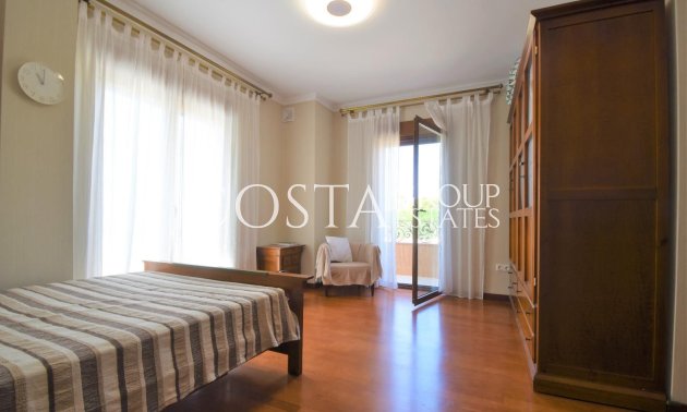 Resale - Villa -
Ciudad Quesada - Urbanizaciones
