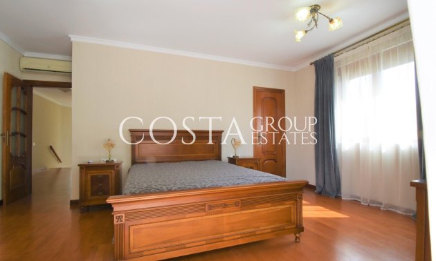 Resale - Villa -
Ciudad Quesada - Urbanizaciones