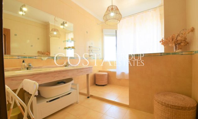 Resale - Villa -
Ciudad Quesada - Urbanizaciones