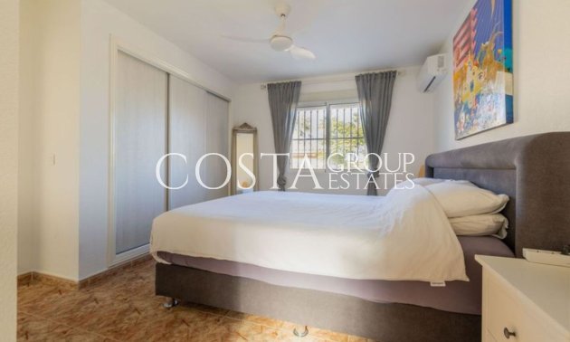 Resale - Villa -
Benijofar