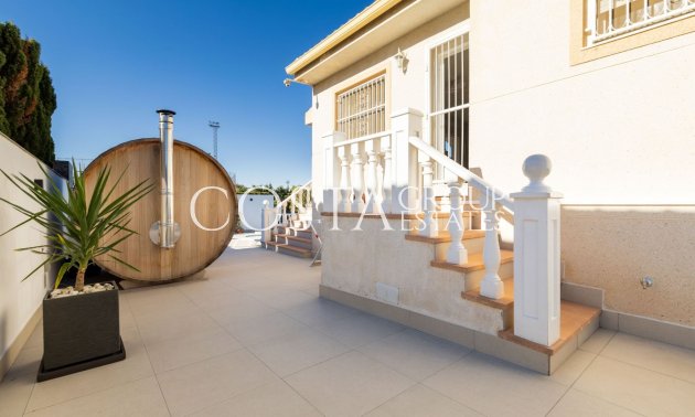 Resale - Villa -
Benijofar