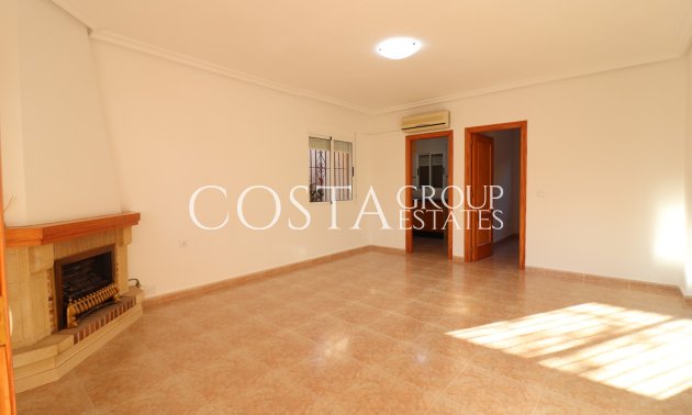 Resale - Villa -
Algorfa - Montemar