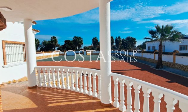 Revente - Villa -
Catral