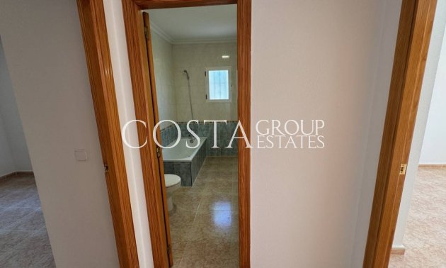 Resale - Villa -
Algorfa - Montemar