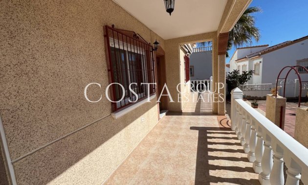 Resale - Villa -
Algorfa - Montemar