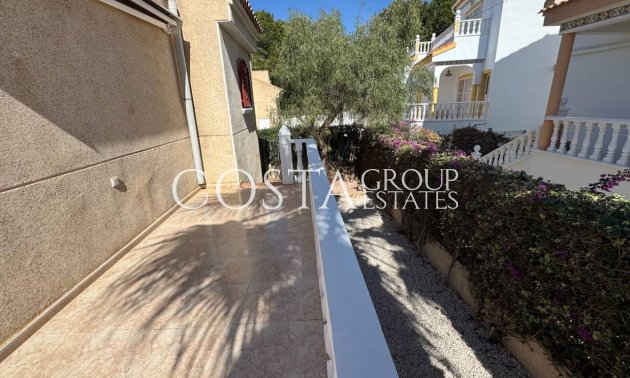 Resale - Villa -
Algorfa - Montemar