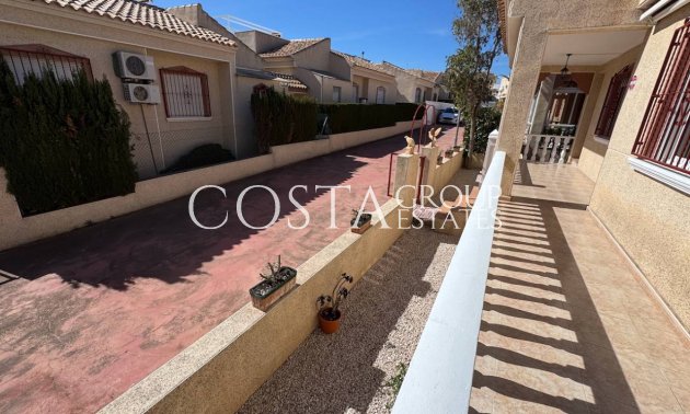 Resale - Villa -
Algorfa - Montemar