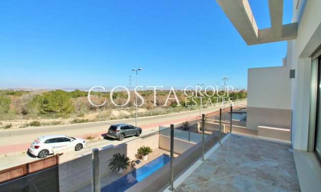 Herverkoop - Villa -
Villamartín
