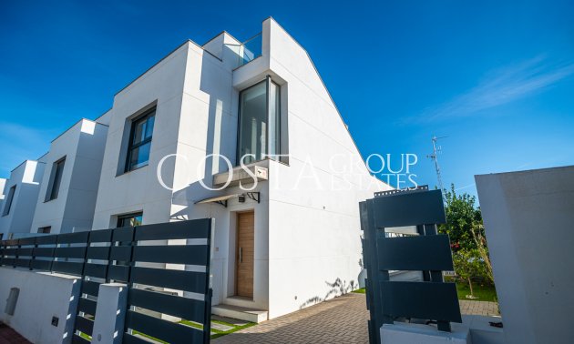 Resale - Villa -
Orihuela Costa - Lomas De Cabo Roig