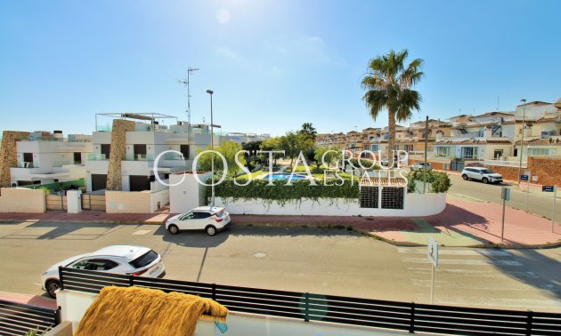 Revente - Villa -
Villamartín