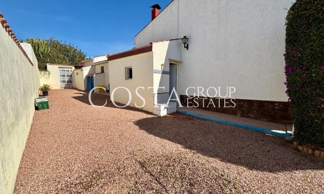 Resale - Villa -
Ciudad Quesada