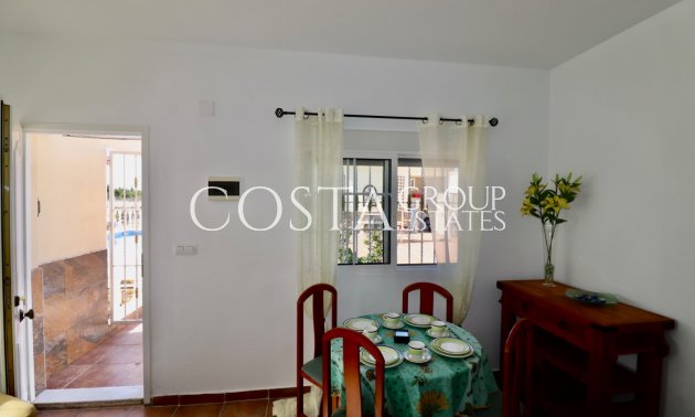 Revente - Villa -
Catral