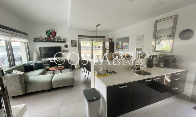 Resale - Villa -
Ciudad Quesada - Pueblo Bravo