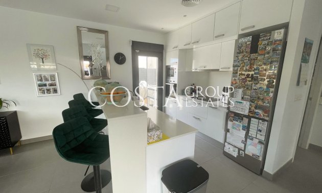 Resale - Villa -
Ciudad Quesada - Pueblo Bravo