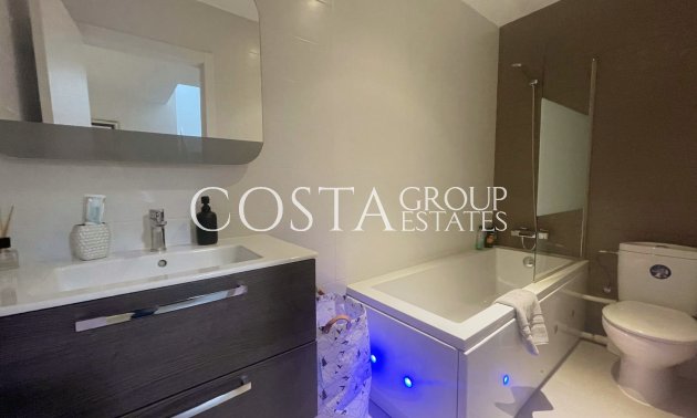 Resale - Villa -
Ciudad Quesada - Pueblo Bravo