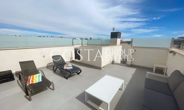 Resale - Villa -
Ciudad Quesada - Pueblo Bravo
