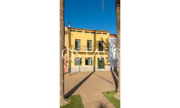 Wiederverkauf - House -
Santiago de la Ribera