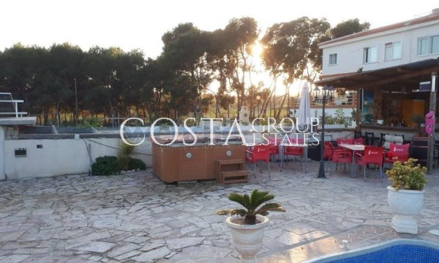 Herverkoop - Villa -
Torrevieja - Los Balcones