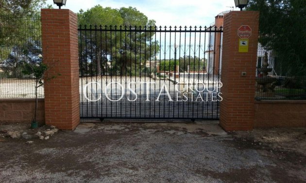 Herverkoop - Villa -
Torrevieja - Los Balcones