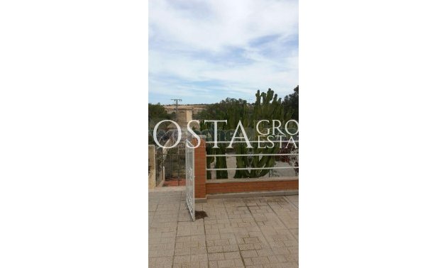 Herverkoop - Villa -
Torrevieja - Los Balcones