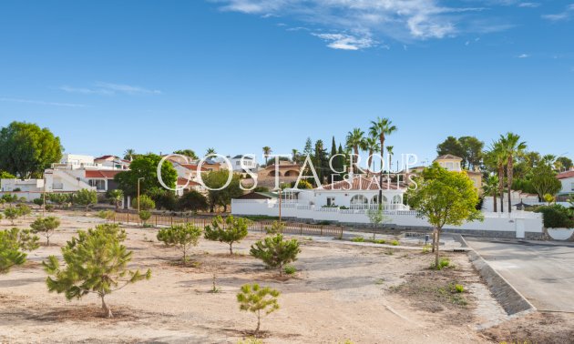 Revente - Villa -
Ciudad Quesada