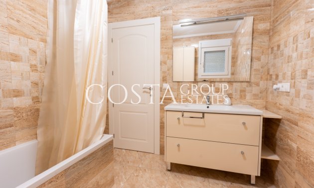 Revente - Villa -
Torrevieja - Los Balcones